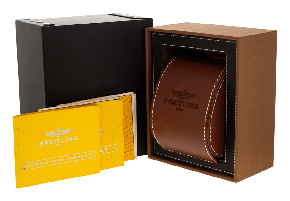 Breitling Super Avenger A13370 Image 4